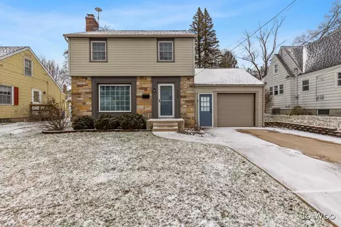 1730 Philadelphia Ave SE, Grand Rapids, MI 49507