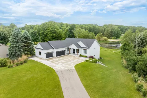 504 S East Silver Lake Rd, Traverse City, MI 49685