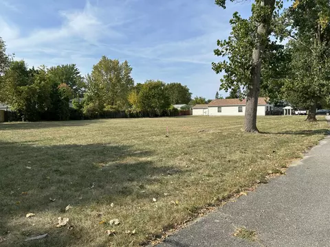 1888 Mccartney Ave, Ypsilanti, MI 48198