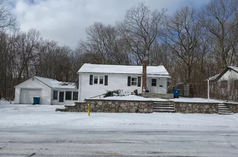 98 Allene, Battle Creek, MI 49037
