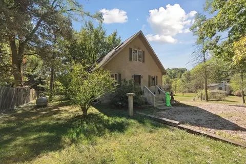 7272 Huff Rd, Bellevue, MI 49021 photo 2