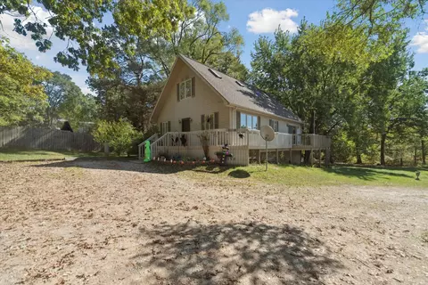 7272 Huff Rd, Bellevue, MI 49021 photo 3