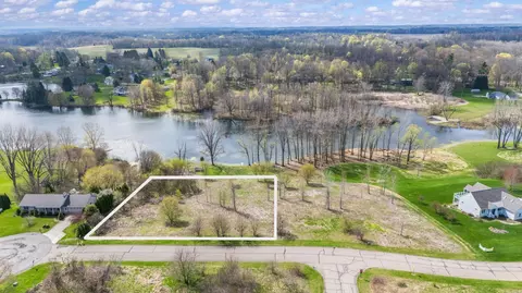 2686 W Lakeland Dr #34, Berrien Springs, MI 49103