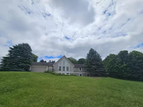 350 Mary Ct, Hesperia, MI 49421