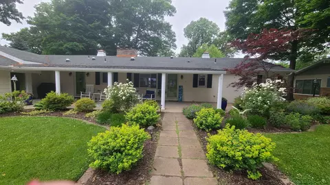 7030 N Maple Dr, Coloma, MI 49038
