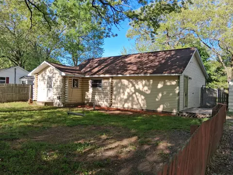 1180 S Bolen Rd, Muskegon, MI 49442