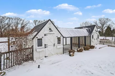 Exterior - 18939 I- Dr N, Marshall, MI 49068 photo 9 of 32