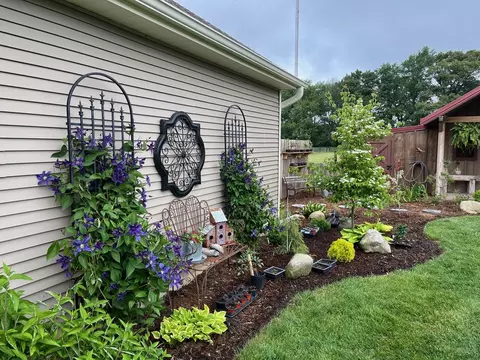 Exterior - 18939 I- Dr N, Marshall, MI 49068 photo 11 of 32