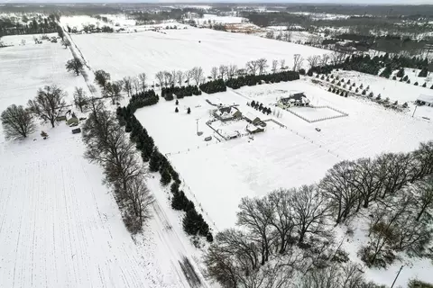 View/Area - 18939 I- Dr N, Marshall, MI 49068 photo 2 of 3