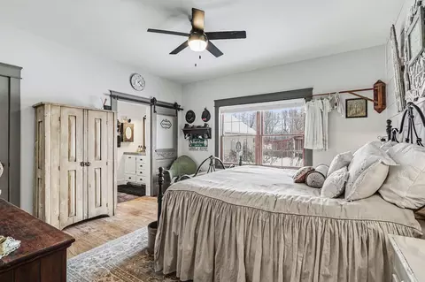Bedroom - 18939 I- Dr N, Marshall, MI 49068 photo 1 of 3