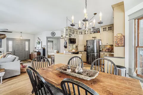 Dining - 18939 I- Dr N, Marshall, MI 49068 photo 2 of 2