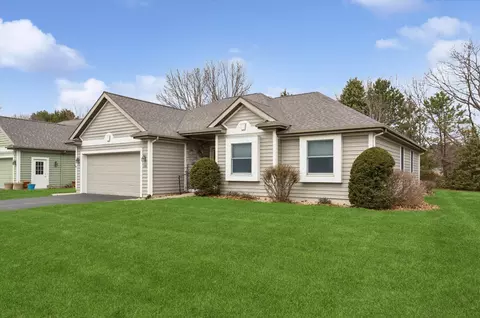 2381 Shoreham Highlands St, St. Joseph, MI 49085