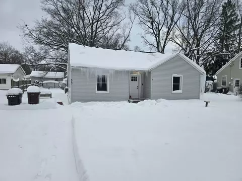 517 S Sheridan Dr, Muskegon, MI 49442