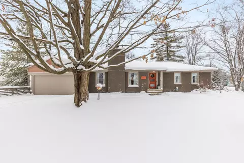 1407 Edgewood Ave SE, Grand Rapids, MI 49506