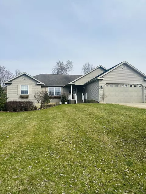 133 Bingham Dr, Brooklyn, MI 49230