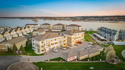 930 W Savidge St #12, Spring Lake, MI 49456