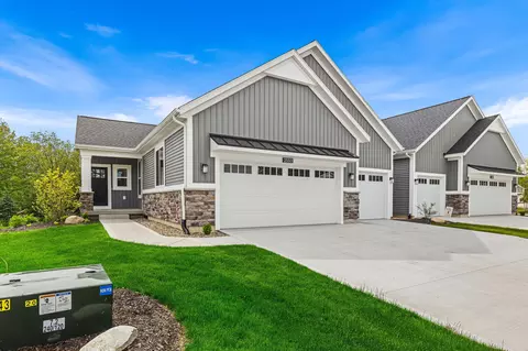 2553 Ravines Trail Dr SW, Byron Center, MI 49315