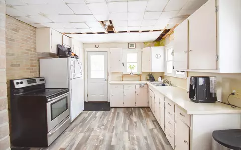 30 E Alden St, Coldwater, MI 49036 photo 6