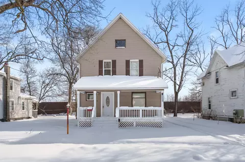 901 Clarence St, Kalamazoo, MI 49001
