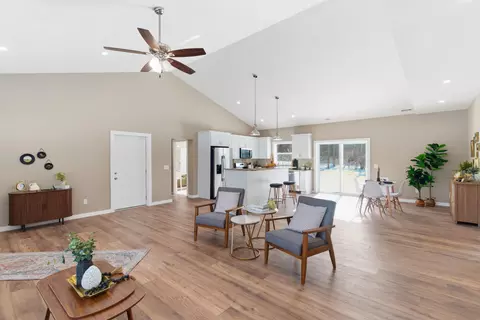 Entry Way - 2824 E B Ave, Plainwell, MI 49080 photo 1 of 3