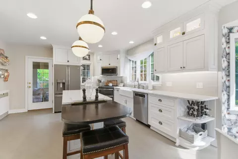 405 Park Ave, Parchment, MI 49004 photo 9