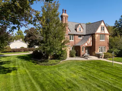 405 Park Ave, Parchment, MI 49004 photo 2