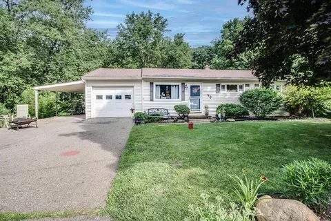 50 Wellworth Ave, Battle Creek, MI 49037
