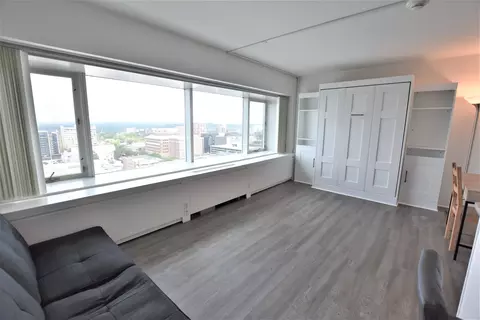 555 E William St #17H, Ann Arbor, MI 48104