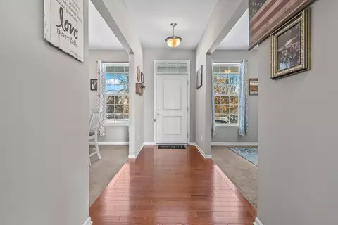 Entry Way - 7315 King Rd, Spring Arbor, MI 49283 photo 1 of 5