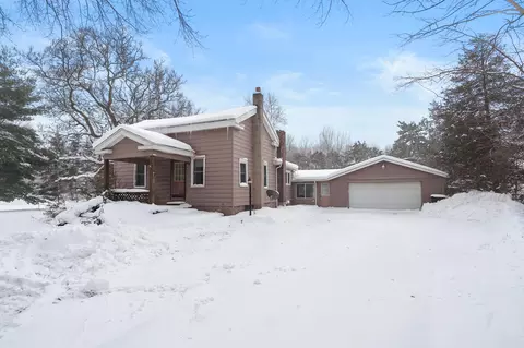 1170 W Bridge St, Plainwell, MI 49080