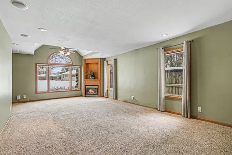120 Plum St, Constantine, MI 49042 photo 5
