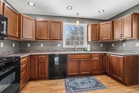 120 Plum St, Constantine, MI 49042 photo 6