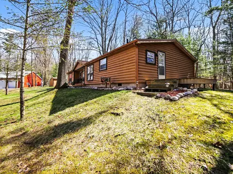 1758 N Beechwood Dr, Mears, MI 49436