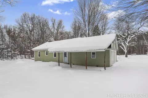 2627 N Evergreen Dr, White Cloud, MI 49349 photo 24