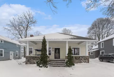 306 S Jefferson St, Sturgis, MI 49091