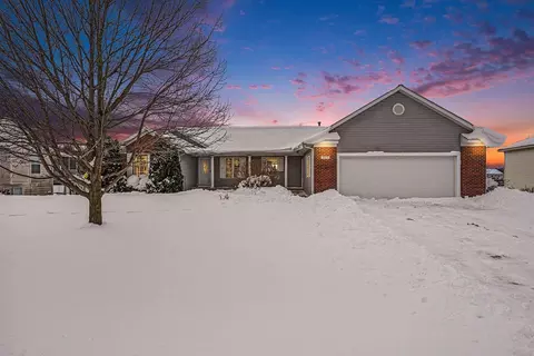 7373 Brewer Dr, Hudsonville, MI 49426