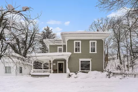 525 Hubbard St, Allegan, MI 49010