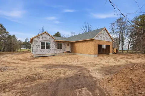 644 Willow St, Howard City, MI 49329