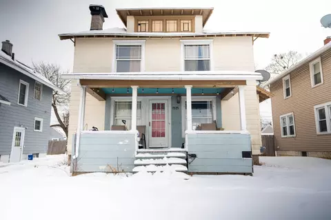 1525 W Saginaw St, Lansing, MI 48915