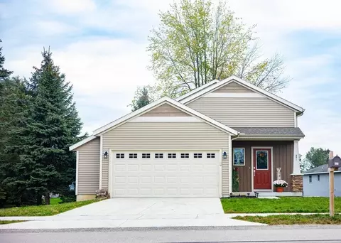 451 Tentree St NW, Sparta, MI 49345