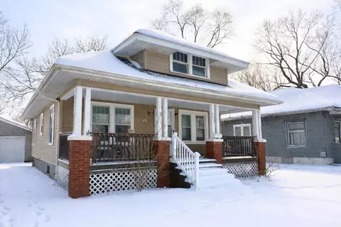 508 S Constantine St, Three Rivers, MI 49093