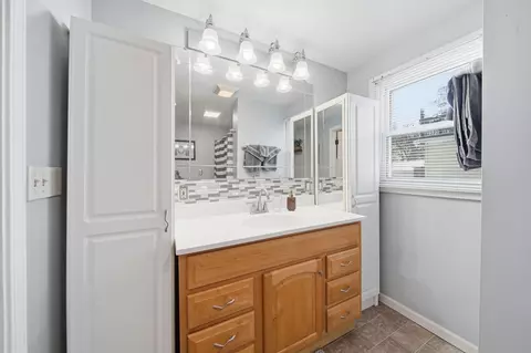 600 Seventh St, Jackson, MI 49203 photo 24
