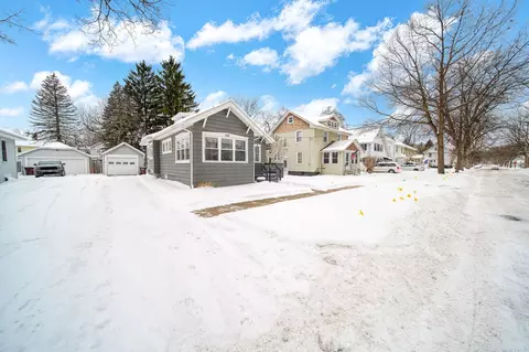 600 Seventh St, Jackson, MI 49203 photo 3