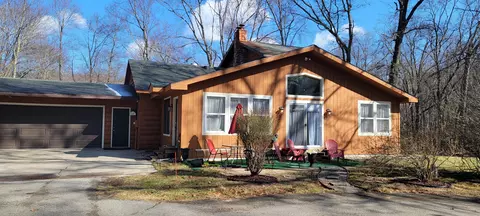 2528 Vanderbilt Ave, Portage, MI 49024