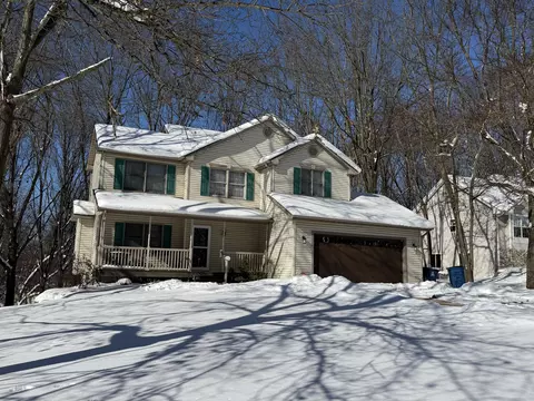 3894 Whitney Ct, Kalamazoo, MI 49009