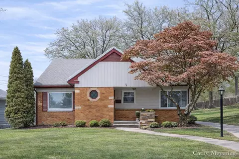 809 Everglade Dr SE, Grand Rapids, MI 49507