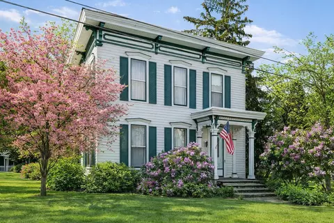 427 S Main, Cedar Springs, MI 49319