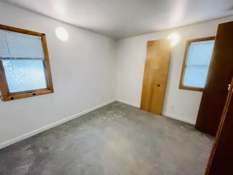 Bedroom - 242 Kenneth St, Jackson, MI 49201 photo 3 of 3