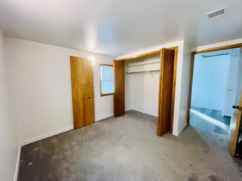 Bedroom - 242 Kenneth St, Jackson, MI 49201 photo 2 of 3