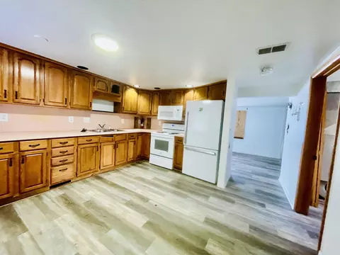 Kitchen - 242 Kenneth St, Jackson, MI 49201 photo 1 of 2